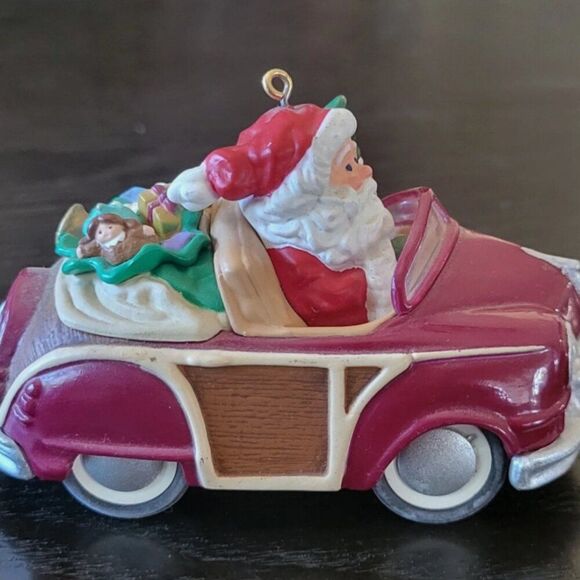 Hallmark "Santa's Woody" 9th in the Here Comes Santa Series. (1987) - Picture 3 of 6